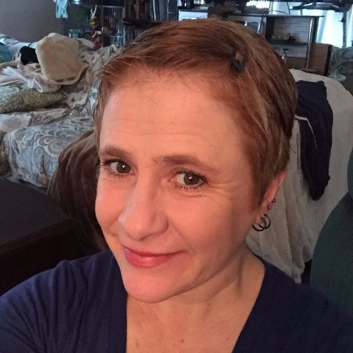 tawneetawn's profile picture. 