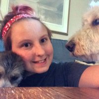 Ellie (@e_livermore) Twitter profile photo