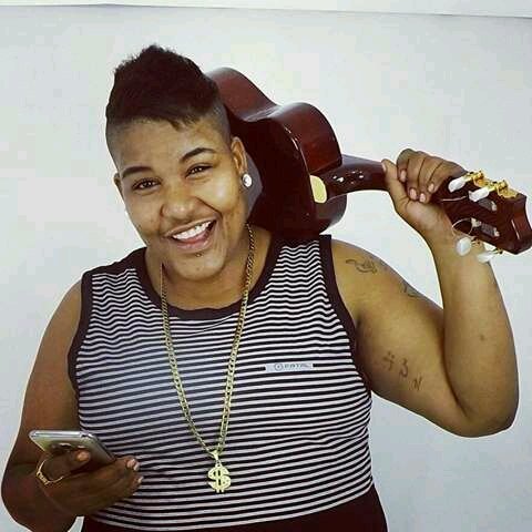 AlinedoCavaco's profile picture. Perfil Oficial de ALINE DO CAVACO -Cantora/Cavaquinista/Compositora. Brazilian Singer,Cavaco Player and SongWriter -  SHOWS (81) 9 8430-6643