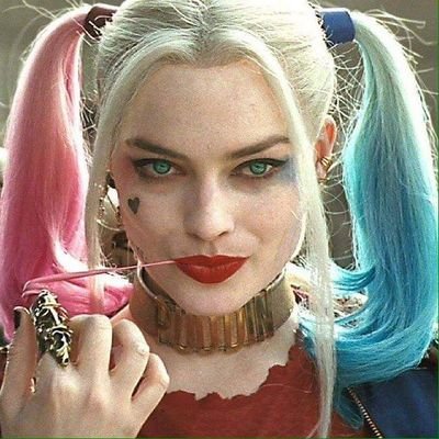 GLITCHED ACCOUNT: Follow my working Harley Quinn over at @VexingLunacy. Looking forward to writing with you there.