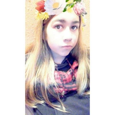 _EvelynLewis's profile picture. Always give without remembering and always receive without forgetting. - Brian Tracy