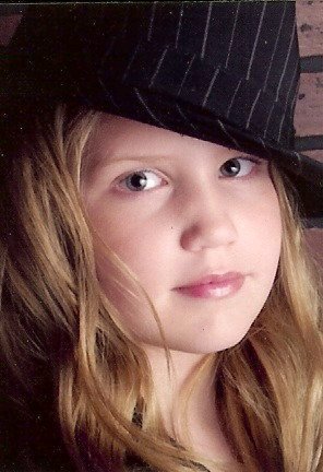 kenziehudson13's profile picture. 