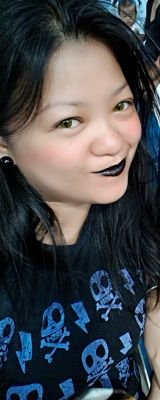 AprilPlair's profile picture. sweet independent workaholic