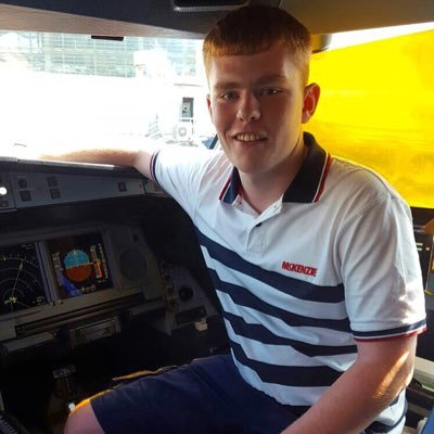 jameszysull's profile picture. 