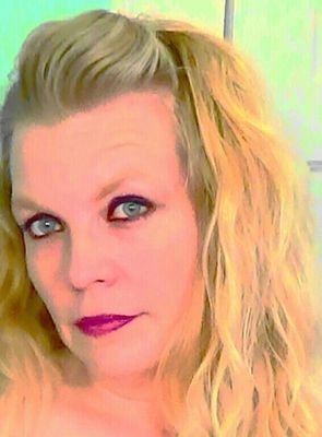 ValerieLHart1's profile picture. 