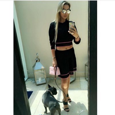 classy8989's profile picture. 