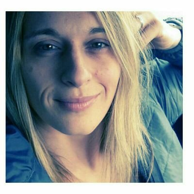 Psicoterapeuta, copywriter, social media manager 
#psychology #copywriting #socialmediamarketing