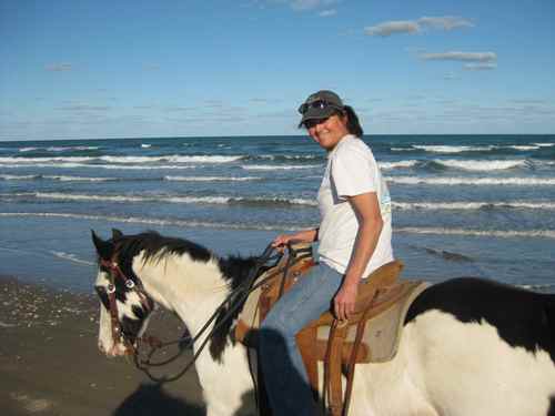 Earthywoman's profile picture. Co-creator of Ion Exchange, native seed & plant nursery and The Natural Gait. Loves animals. On a journey discovering my own natural gait in life.