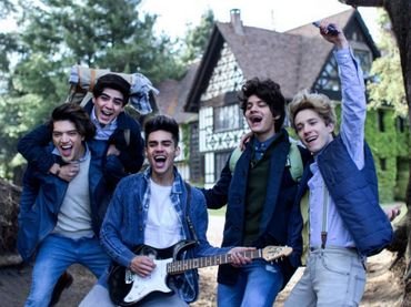 alexacanela14's profile picture. 