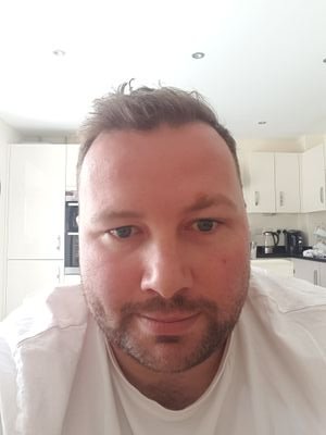 MitchellBatten's profile picture. I am a Dolphin shaver.