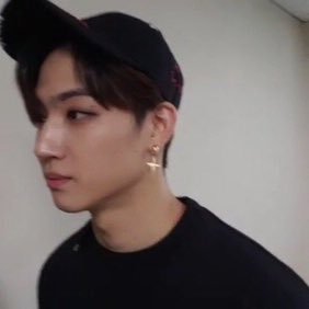 rcjaebum's profile picture. 