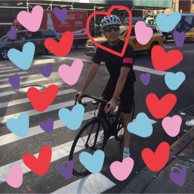 CEO DDB Paris @DDBParis BIKE: Cannondale, Specialized, Rapha. RUGBY: RCNM. SURF: Takayama.