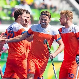 Instagram: @bobdevoogd | Helmond H1| @bundelingapp | Olympics London2012 (silver)/ Rio2016 | European champion '15/17| Dutch champion '14/15/16 | @y1hockey