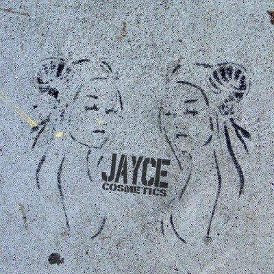 Official twitter account for JAYCE cosmetics. Questions? Message our customer service: @JayceCService | International shipping available. Cruelty free & Vegan!