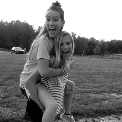 bethany123456j's profile picture. 