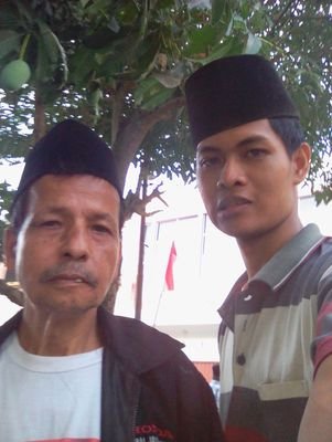 datang nampak muka pulang nampak punggung,datang tak bawa apa apa pulang tidak bingung