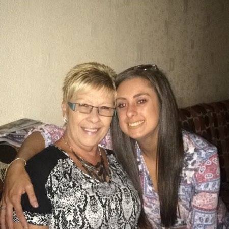 anitaevans391's profile picture. 