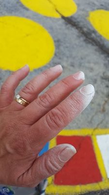 mmmfmiller's profile picture. I sew. I paint. I am not organized. I need focus.