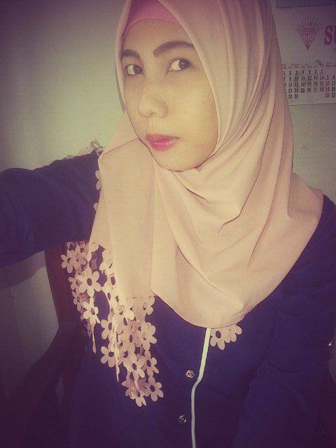 RinNie_93's profile picture. 