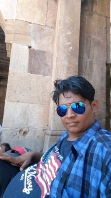 dolenddataniya's profile picture. 