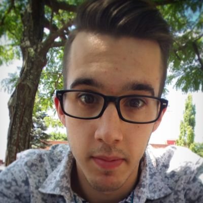 Graphic Designer | Guitar Player | Tolkien Enthusiast