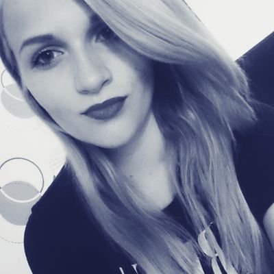 Manchmal komisch drauf || Animes, Bücher, Musik || irgendwann mal ne Katzenlady || forever alone || 


You can call me Argetlam