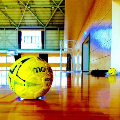 水曜日19:30〜練習してます!新入部員募集中! マネージャー超募集中!!見学に来にくい人はリプやDMで!