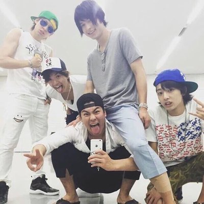 ヲタ垢のための出回りアリ情報やプラ流し垢Kis-My-Ft2の情報→（@kismyft2_jyoho）