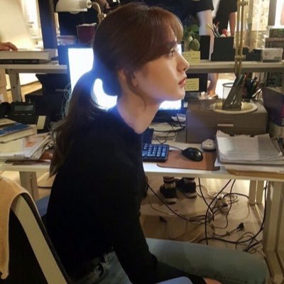 otogkVTYmgZ5Gmi's profile picture. 