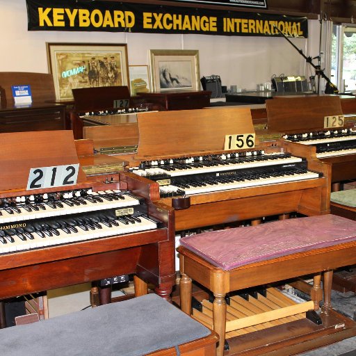KeyboardExInt's profile picture. Vintage Hammond Specialists selling  fully restored B-3, C-3 and A-100 Organs with Leslie Speakers worldwide for over 55 years!