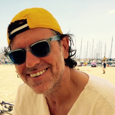 pgarci47's profile picture. Educo mediante la actividad física y el deporte y formo porteros de balonmano inteligentes.