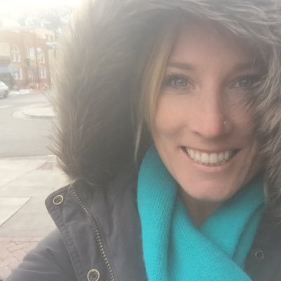 LeannaJ0nes's profile picture. 