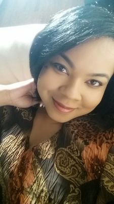 Two things define you. Your patience when you have nothing, and your attitude when you have everything.
Instagram: valencia_alana