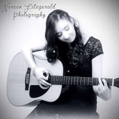 dunlea_laura's profile picture. I’m a Country n’ Irish singer with 2 albums 💿🎤 Click the link below to view my music videos 😀⬇️