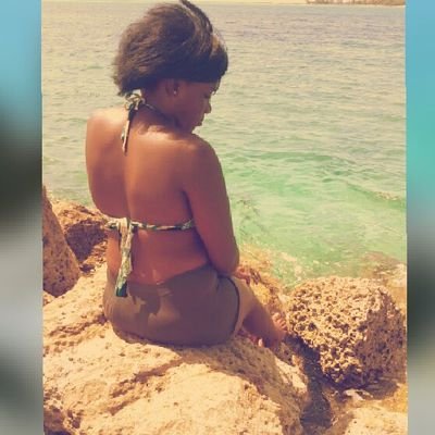 Ɗέήίșε♥♥||R.I.P Grammy & Grampy ||Capricorn ♑||Forever Blessed || Island Girl ||
Bahamian Queen||S/c : queenziaa15