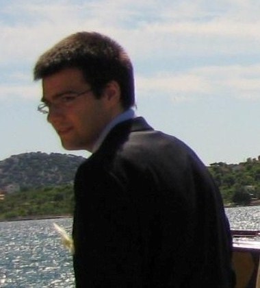 I help you to grow up your Online Business.