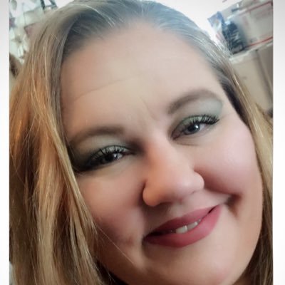 LisaWilliams323's profile picture. I love my family immensely. SO glad all my kids are happy!