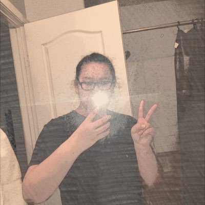 PolarizedJada's profile picture. I'll be the future one day...I promise you.