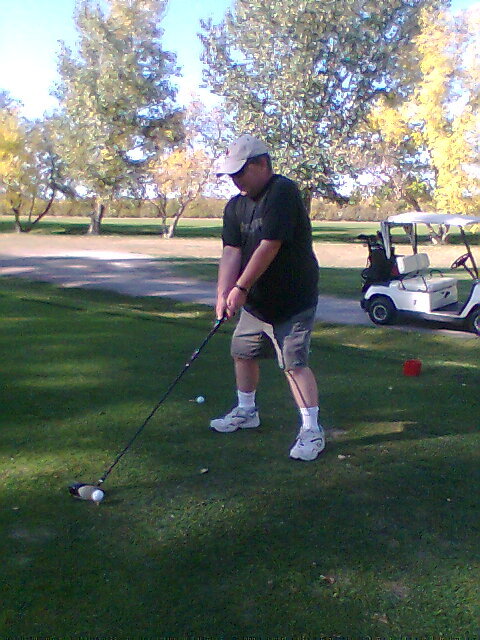 learngolf's profile picture. An avid golfer getting back into the game