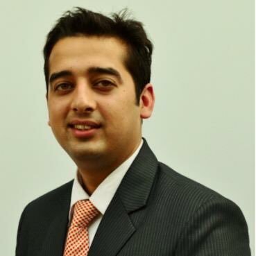 🧑 I help people to achieve success in Cryptocurrency Industry
😎 Founder of @cryptovedas @crypue @cryp
🎙️ Trainer | Motivator | Learner