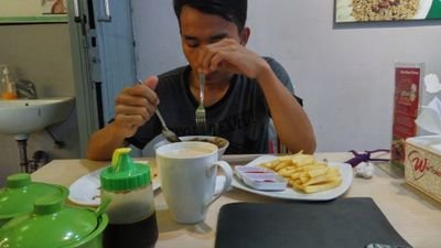 adit2102's profile picture. Hiburan Ekonomi & Bisnis