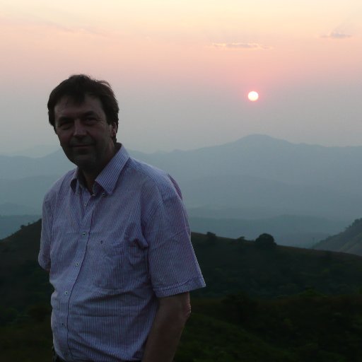 GOZUIDINDIA organiseert reizen naar het zuiden van India met een ervaren Nederlandse India-reiziger (betrokken bij hulpverlenings-projecten) en lokale hulp.