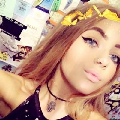 Laura_Yale's profile picture. eighteen,UK. student. Snapchat-laurayale