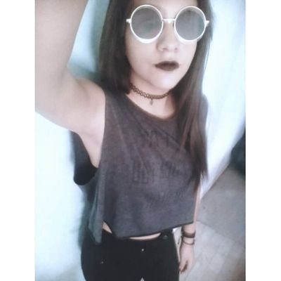 belen_1D_moore's profile picture. //The 1975//