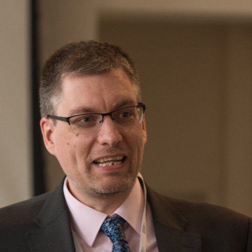 Formerly Head of education and statistical literacy @RoyalStatSoc. Now mainly at @scottkeir Photos by @ElyseMarksPhoto