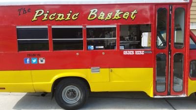 Gourmet Fresh Food Truck Serving Southeast Louisiana.