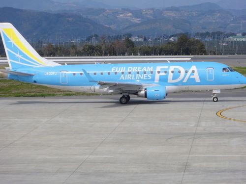 ddkawasakibb's profile picture. こんにちは。xbox360にtwitterの広告がありやってみようと思ったのがきっかけです。趣味はバイクに乗ることです。大型免許を持っていますが原付に乗っています。いつか『Easy Rider』の冒頭の映像のように走りたいです。♪Get your motor runnin' ~