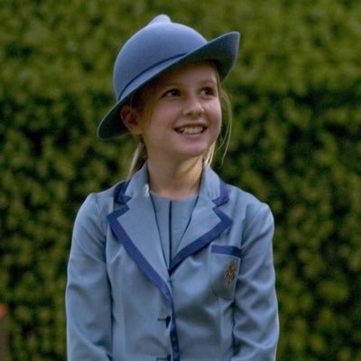 GabiDeIacour's profile picture. Sœur de Fleur BeauxBatons ❤️ compte RP || bi || Serdaigle pendant les dernières années à Poudlard || Lemon || Sasha ||