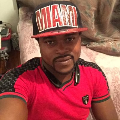 gazaking12's profile picture. 