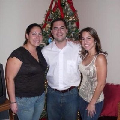 caridadviera5's profile picture. 